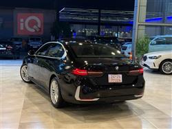 بی ئێم دەبڵیو سیریەس 5